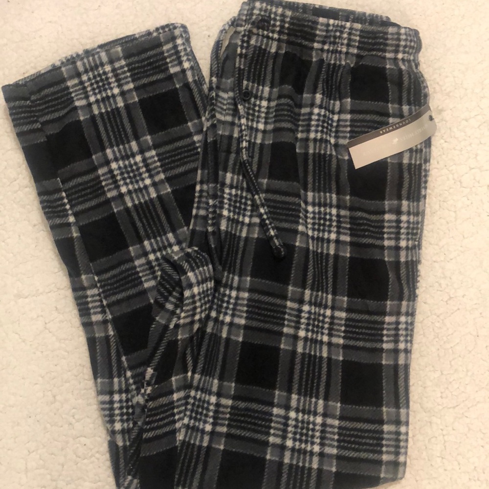 NWT black & white plaid fleece pajama pants Mens